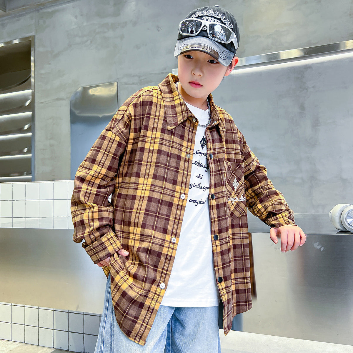 Sobrecamisa infantil de cuadros y manga larga