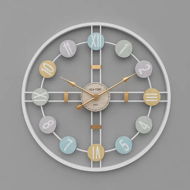 Reloj de pared metálico con números romanos de 40 cm