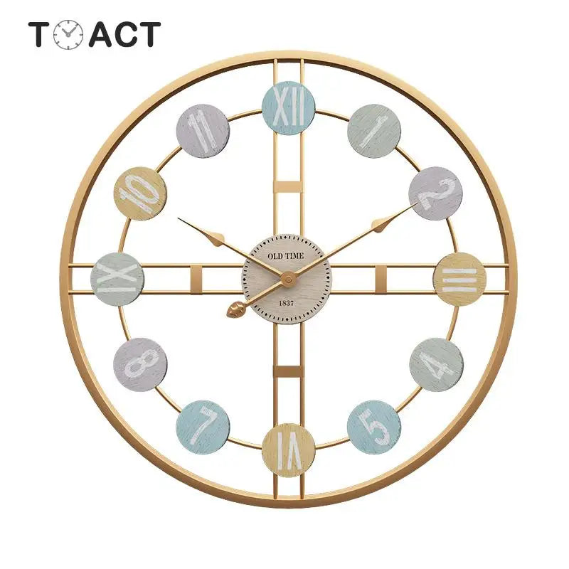 Reloj de pared metálico con números romanos de 40 cm